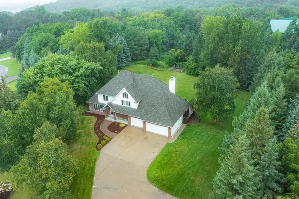 39 Oakridge DR, Newport, MN 55055