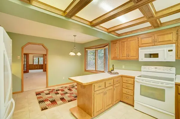 1138 Lois CT Shoreview, MN 55126