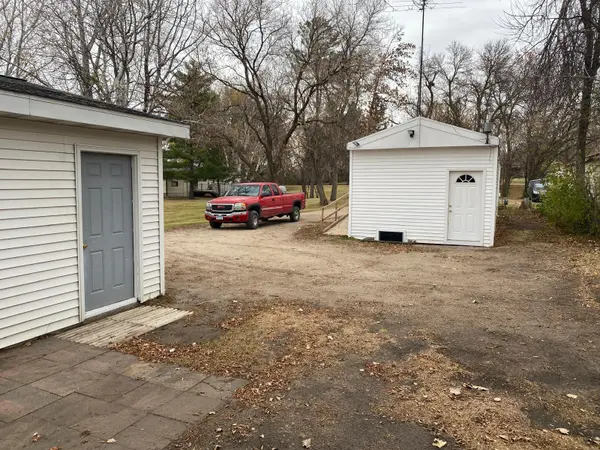 27694 County Road 141, Detroit Twp, MN 56501