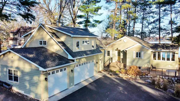 21446 Beach RD, Deerwood, MN 56444