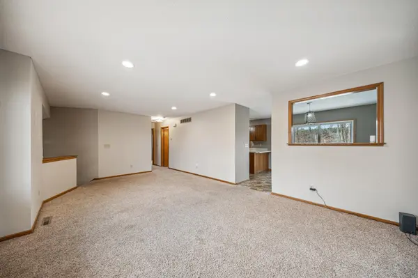 312 Elm Court DR, Goodhue, MN 55027