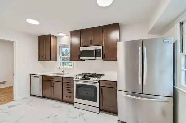 11800 Larch ST NW, Minneapolis, MN 55448