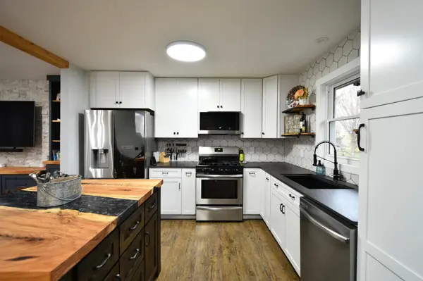 612 7th AVE NE, Stewartville, MN 55976