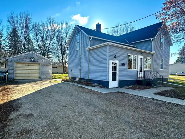 2716 Canterbury DR, Bigelow, MN 56117