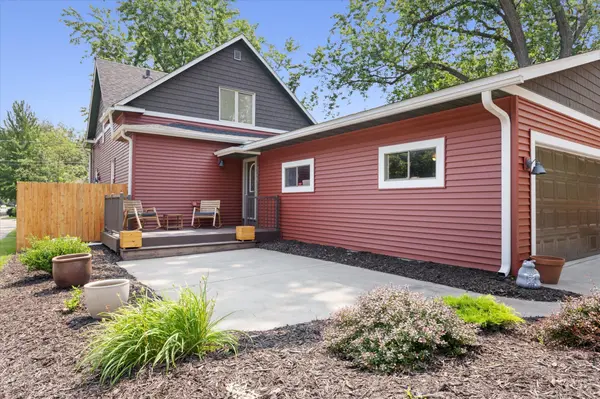 20705 Hollins AVE W, Lakeville, MN 55044
