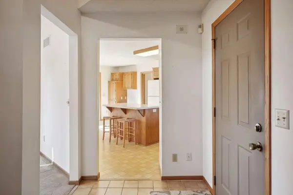 4625 Orchid LN N, Plymouth, MN 55446