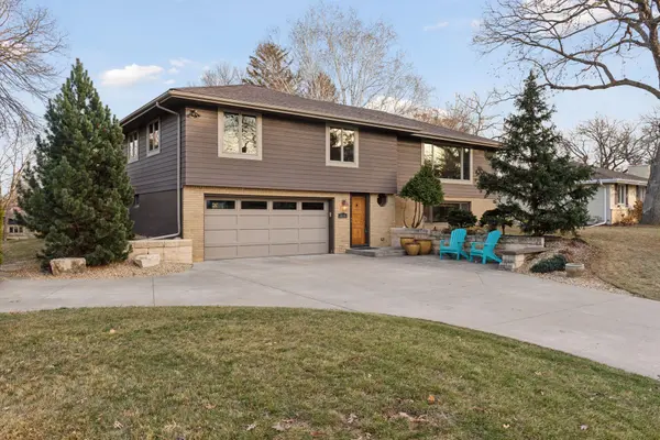 5313 Matterhorn DR NE,  Fridley,  MN 55421
