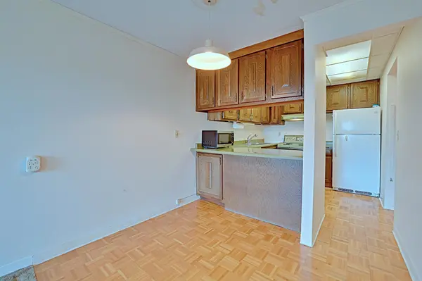 6400 York AVE S #614, Edina, MN 55435