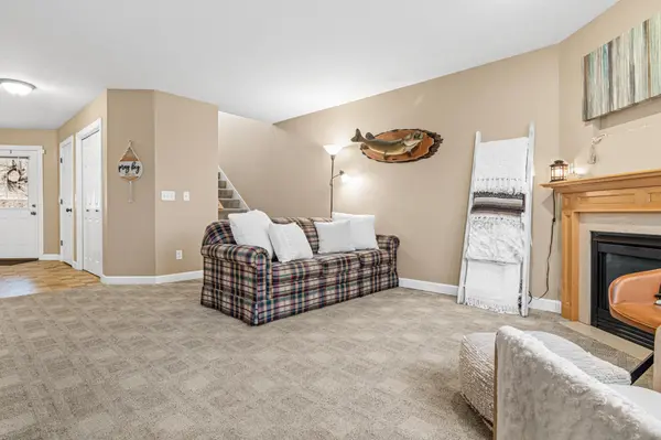 1706 Bennett ST, River Falls, WI 54022