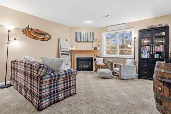 1706 Bennett ST, River Falls, WI 54022