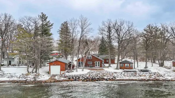 42391 Vista RD, Isle, MN 56342