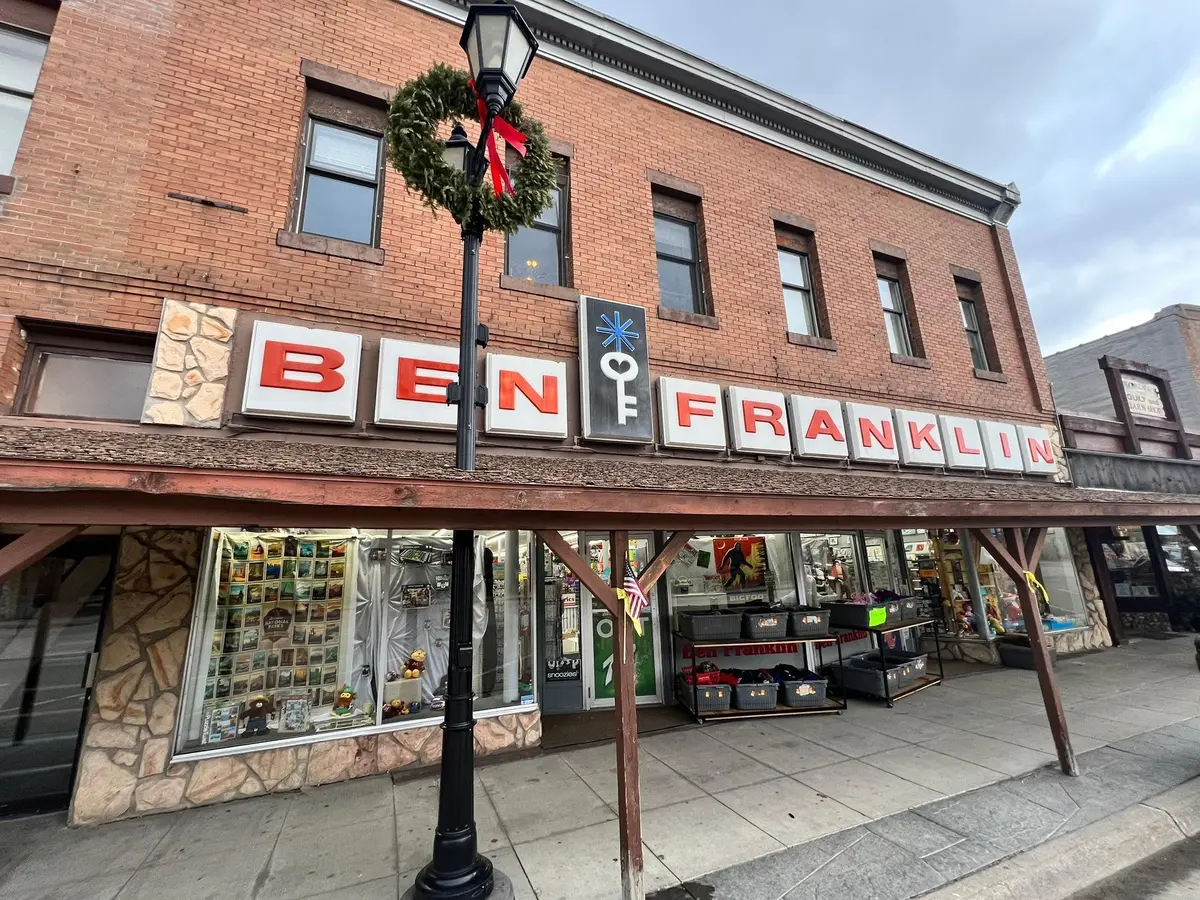 208 Main AVE S, Park Rapids, MN 56470