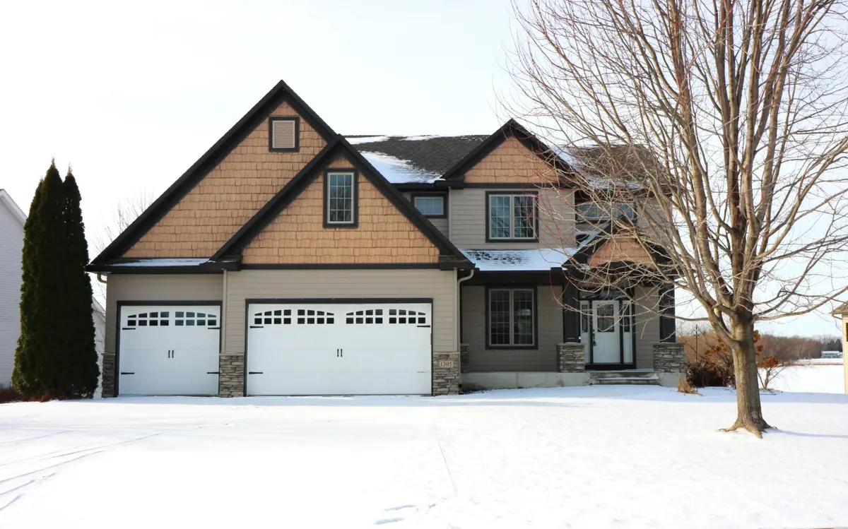 1305 Bellavista DR, Buffalo, MN 55313