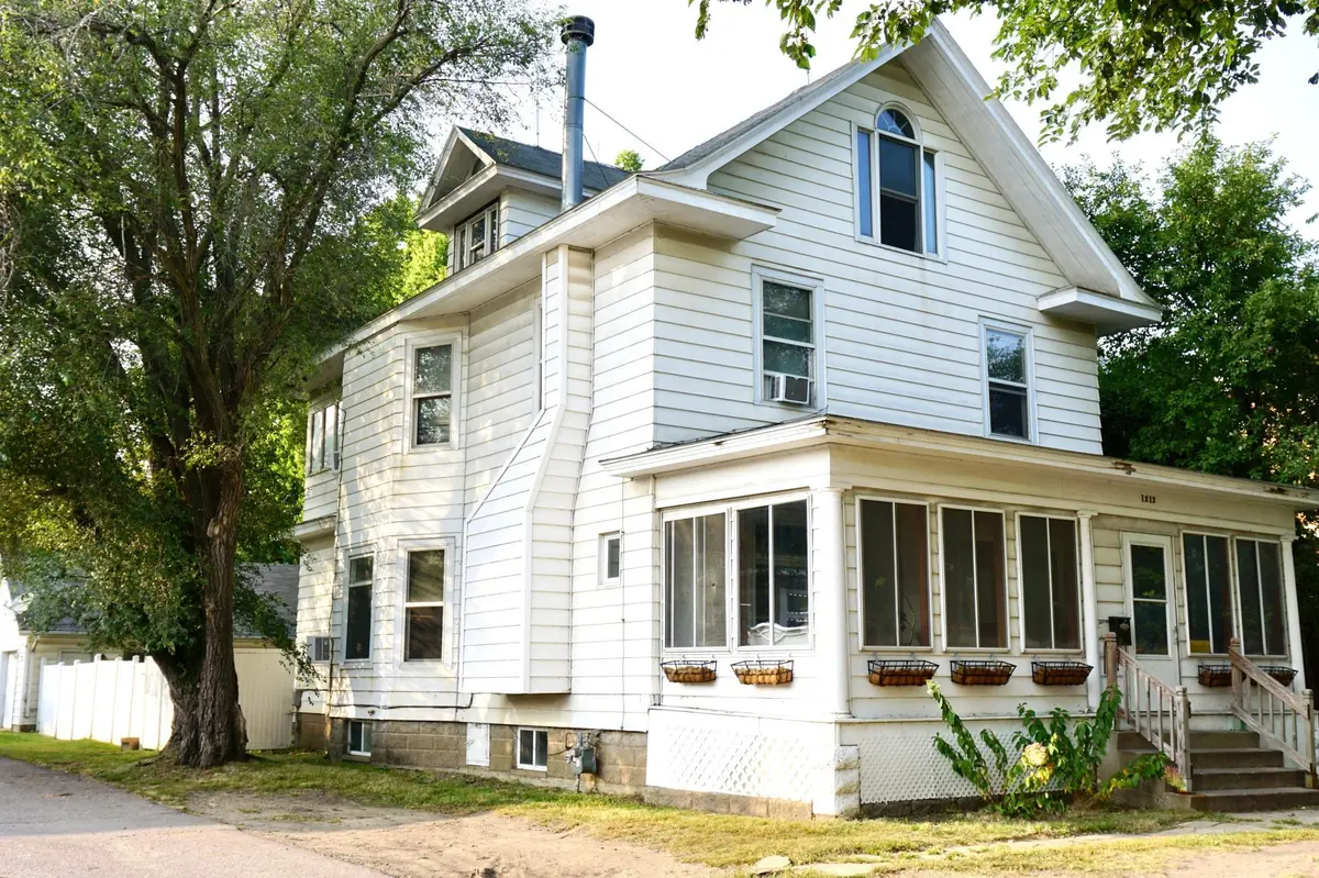1212 S Minnesota AVE, Saint Peter, MN 56082