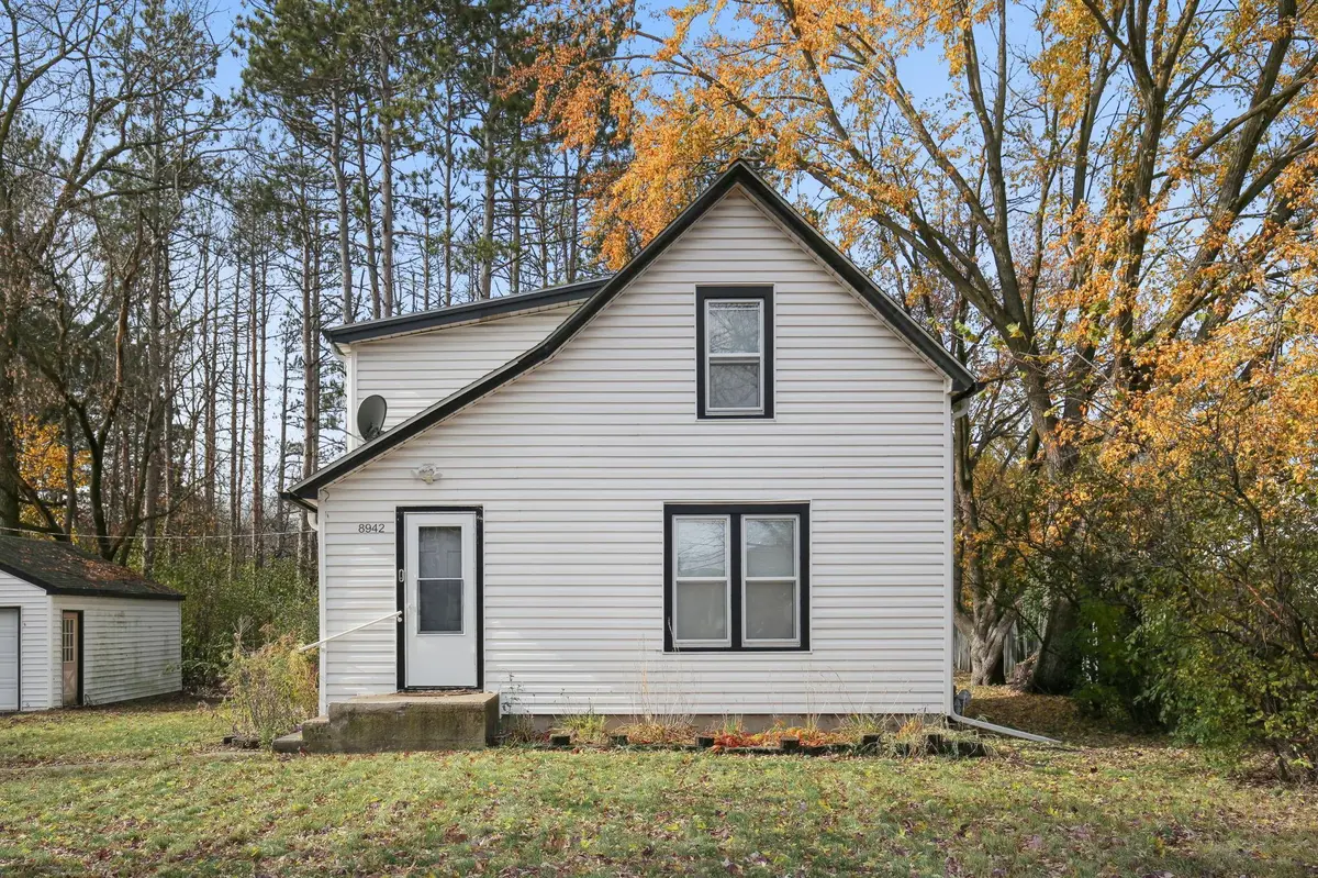 8942 Syndicate AVE, Circle Pines, MN 55014