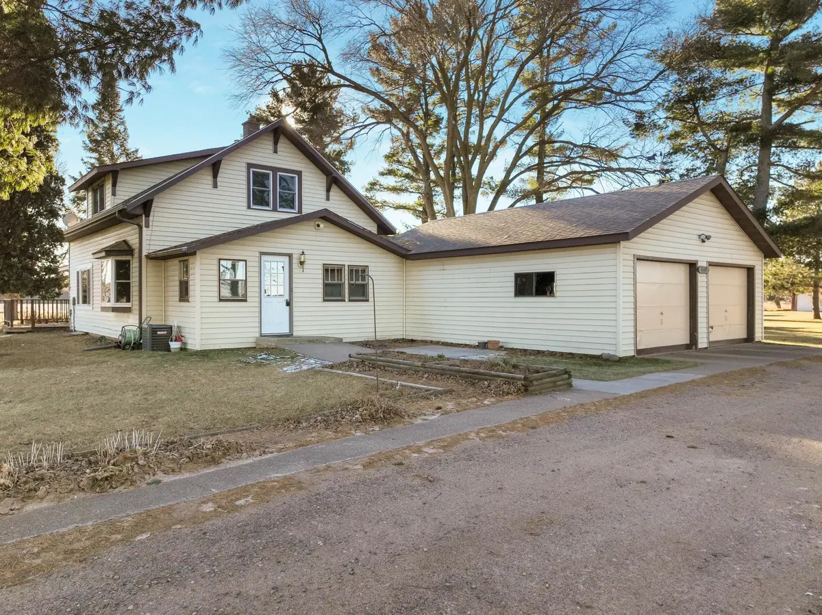 2686 10 1/4 AVE, Prairie Lake Twp, WI 54822
