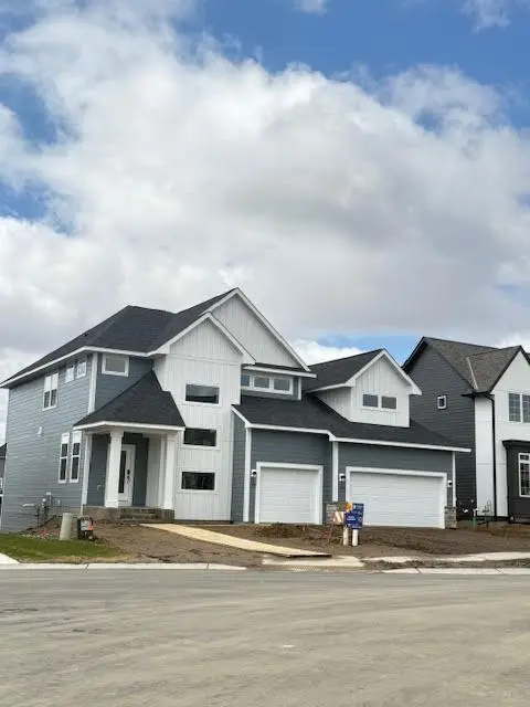 18225 102nd PL, Maple Grove, MN 55311