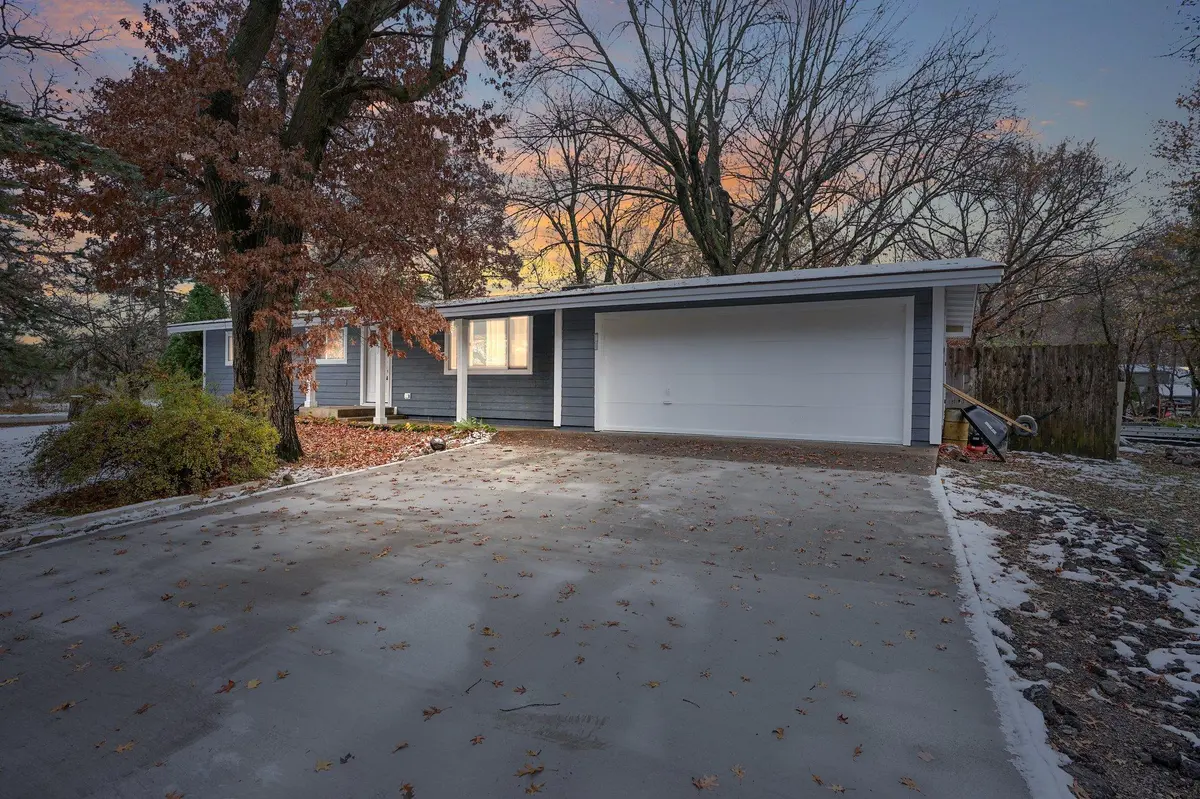 1750 169th AVE NE, Andover, MN 55304
