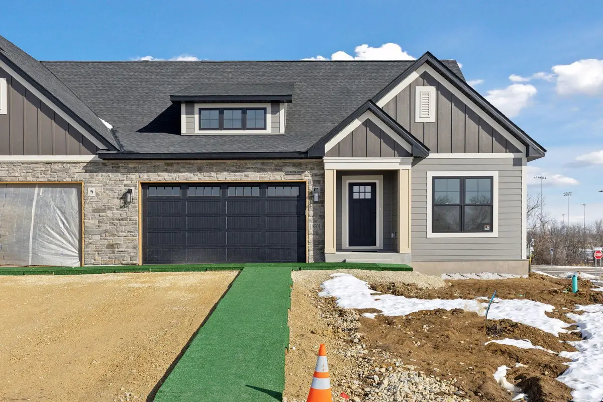 18501 Ifton WAY, Lakeville, MN 55044