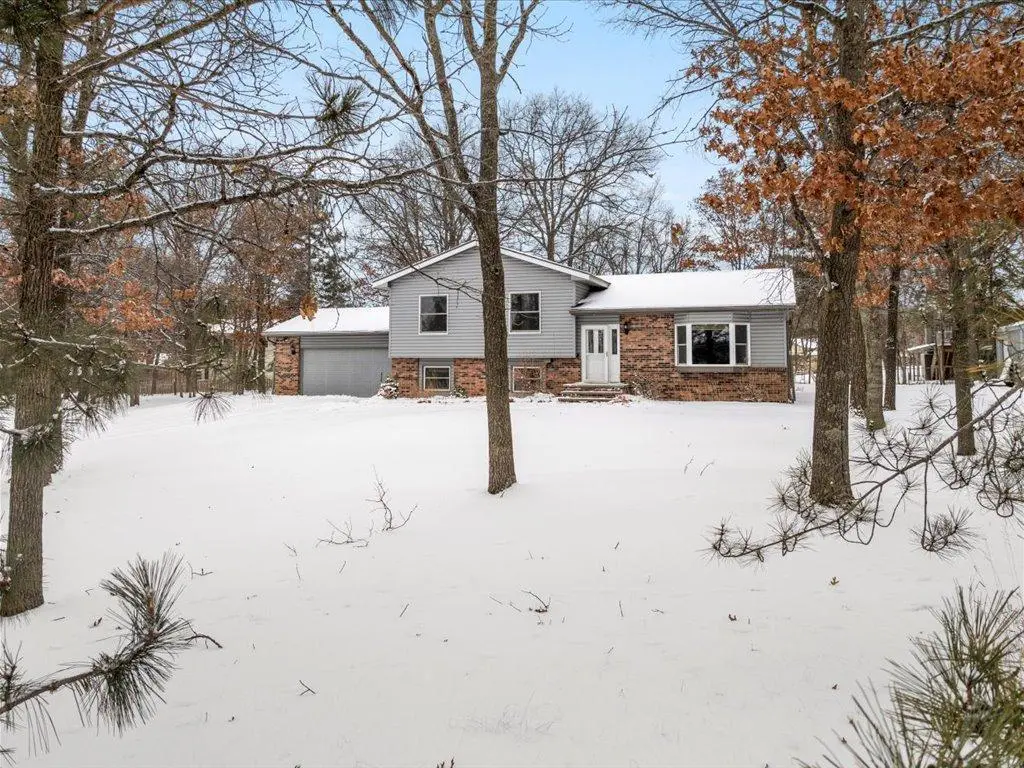8257 Red Pine CIR, Baxter, MN 56425