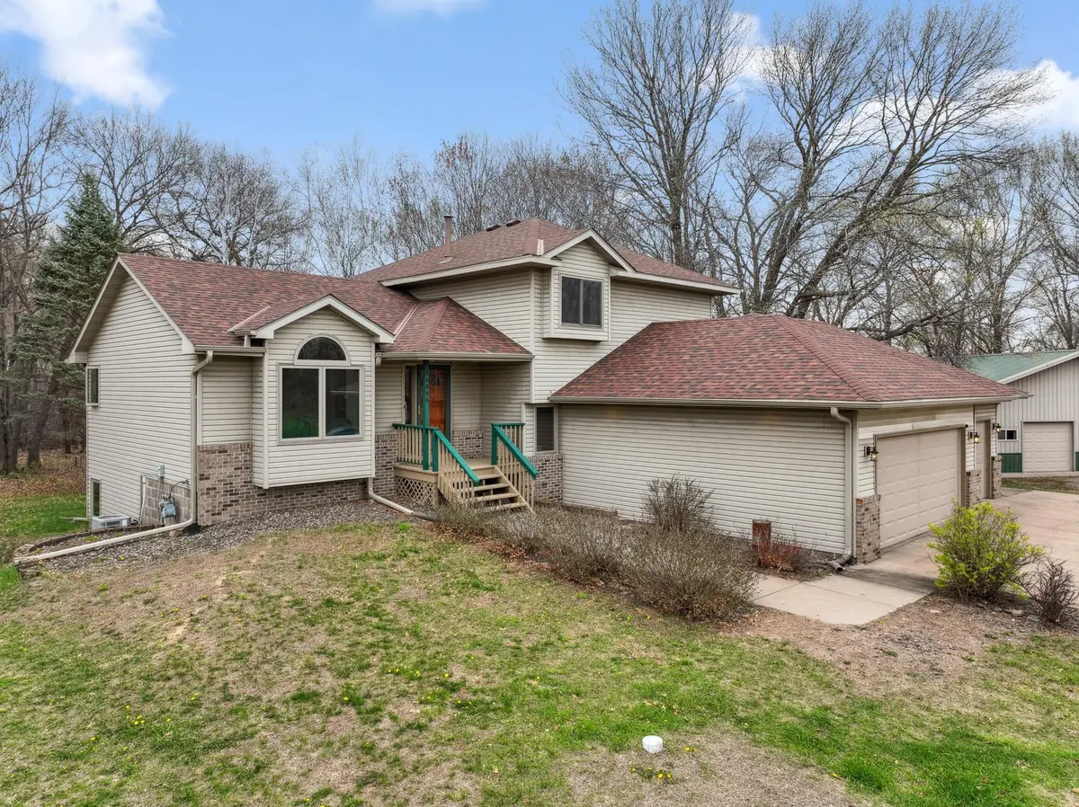 16846 Notre Dame ST NE, Columbus, MN 55025