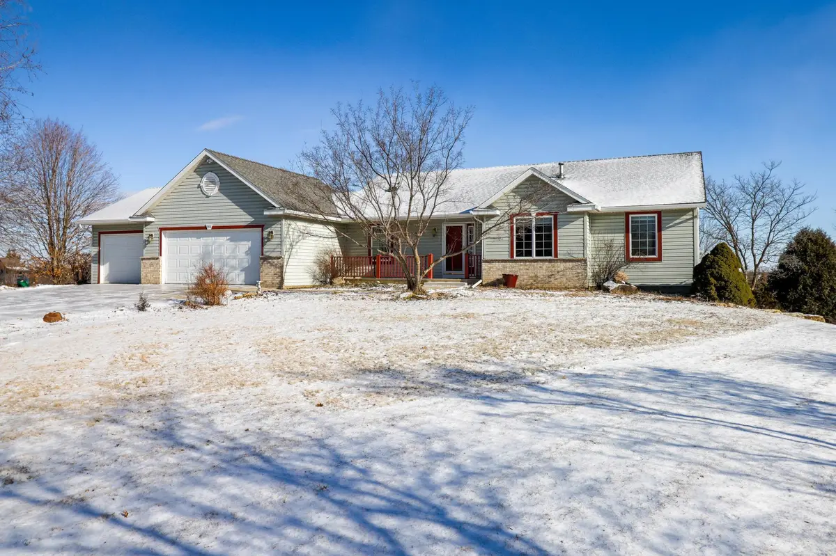 988 Cedar Ridge LN SW, Oronoco, MN 55960