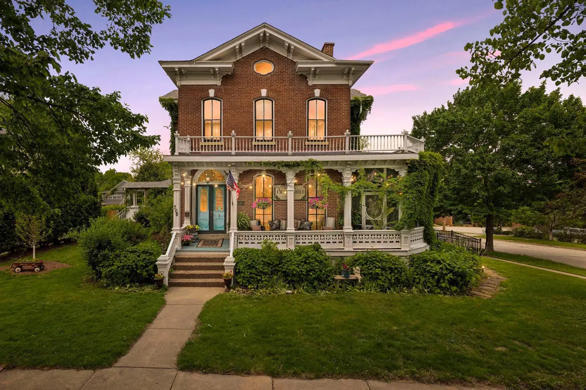 706 W 4th ST, Red Wing, MN 55066