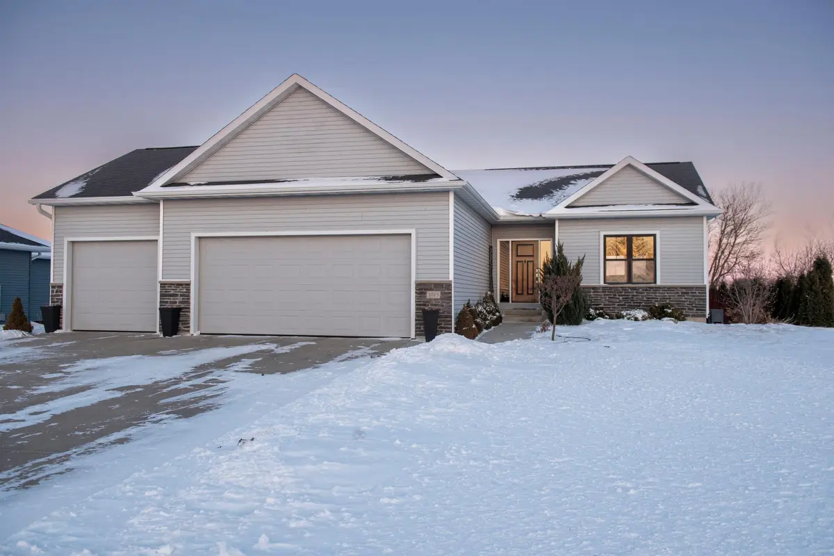 1015 Bucknell CT, Spring Valley, MN 55975