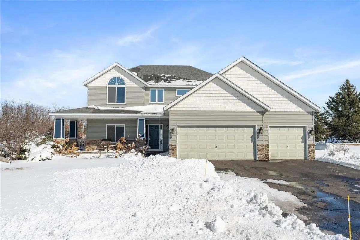 W10607 566th AVE, Prescott, WI 54021