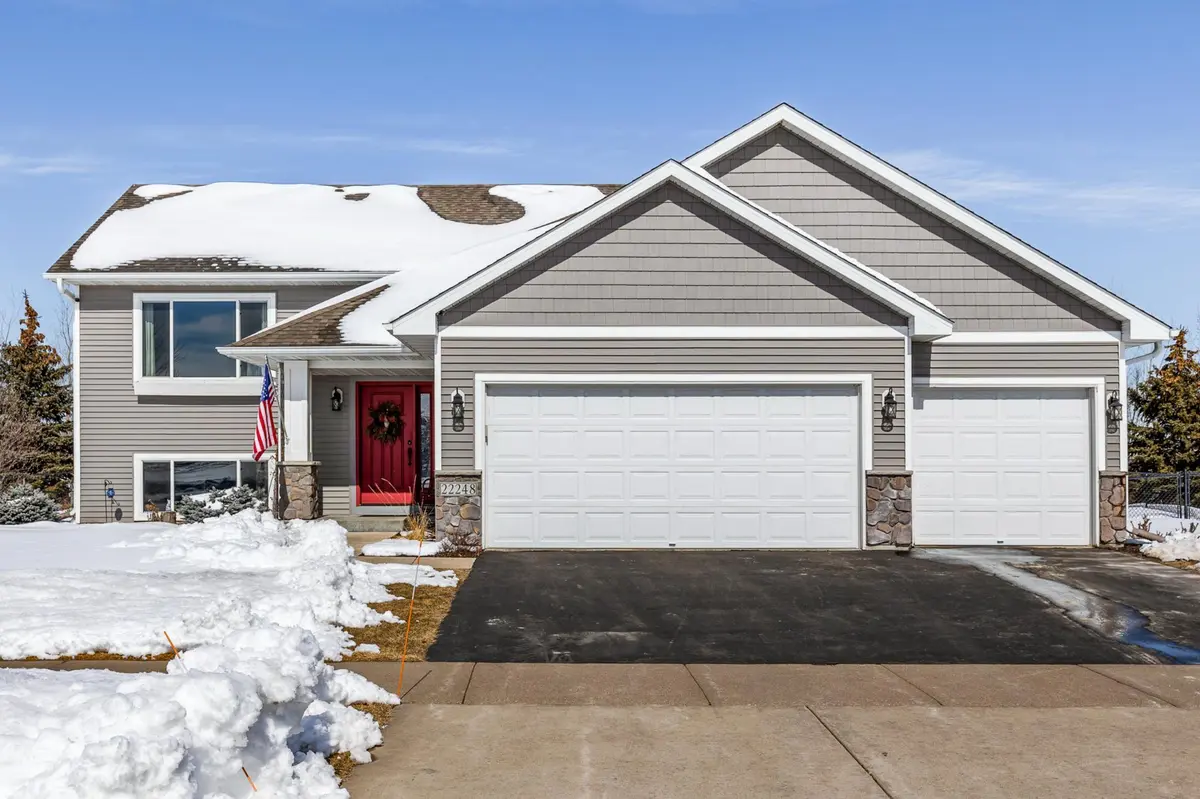 22248 Cambrian WAY, Farmington, MN 55024
