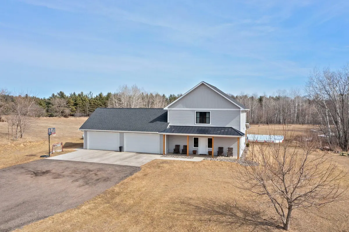 31233 Yucca CT NW, Cambridge, MN 55008