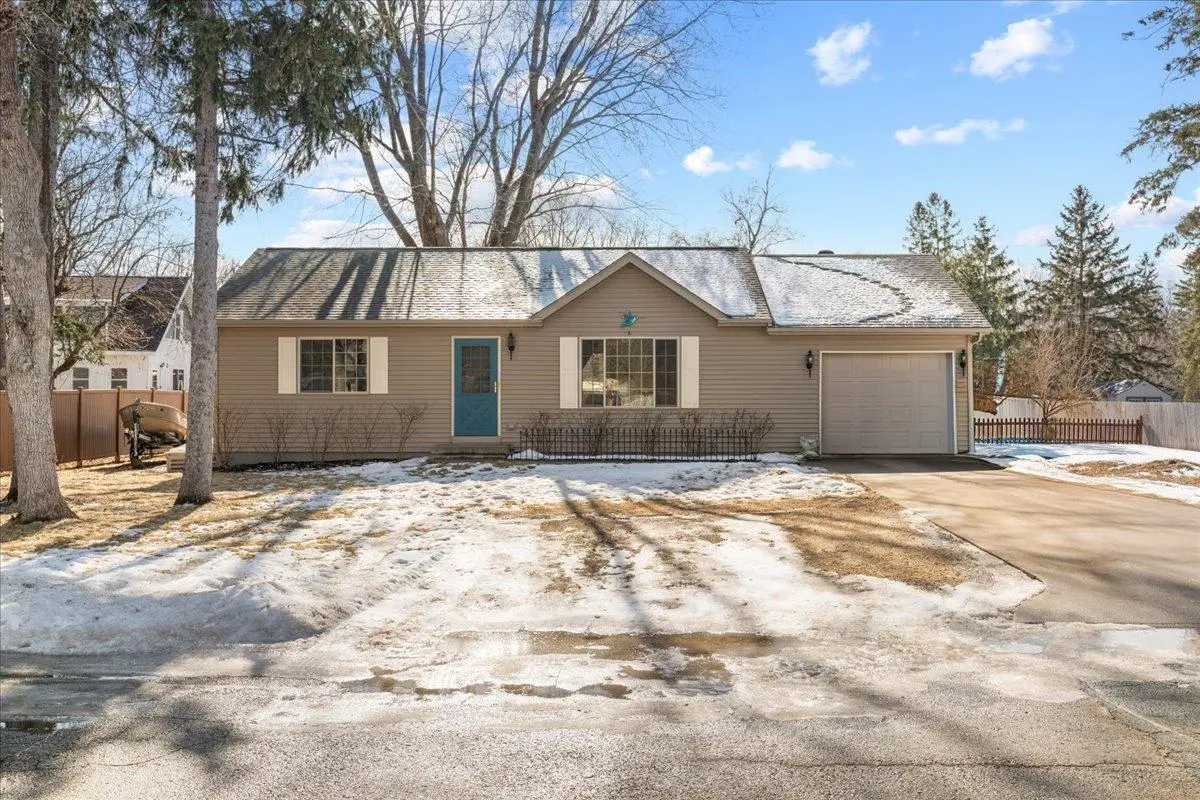 524 N 2nd ST, New Richmond, WI 54017