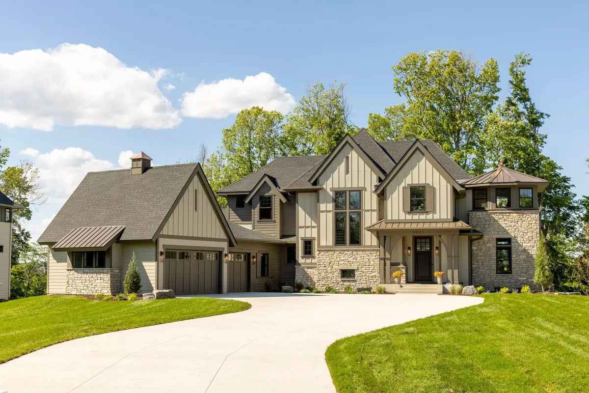4201 Halstead Bay Alcove, Minnetrista, MN 55331