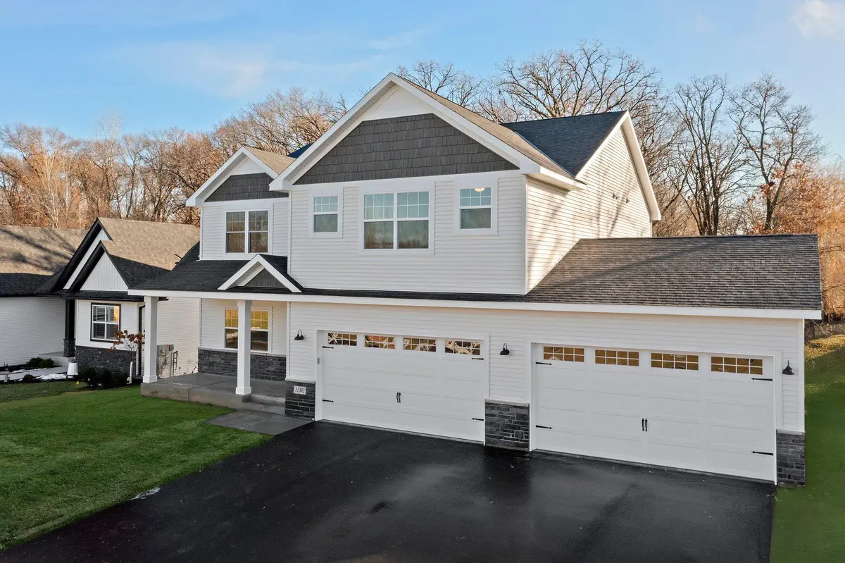 19477 Carson CT NW, Elk River, MN 55330