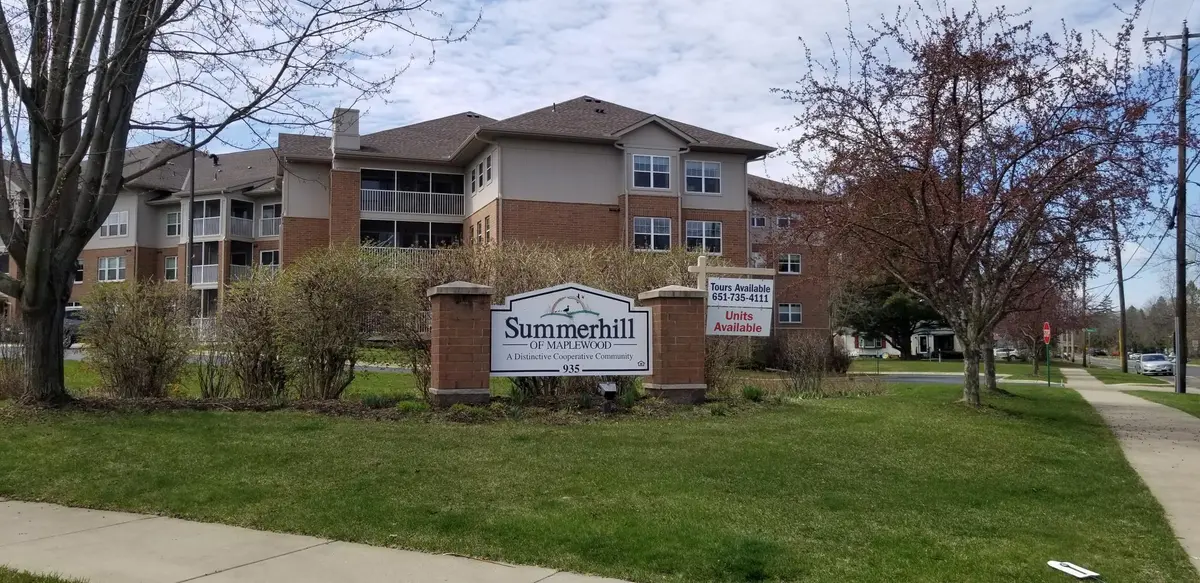 935 Ferndale ST N #106, Maplewood, MN 55119