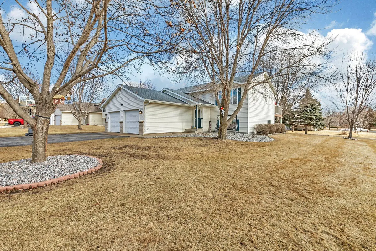 100 13th AVE N, Cold Spring, MN 56320
