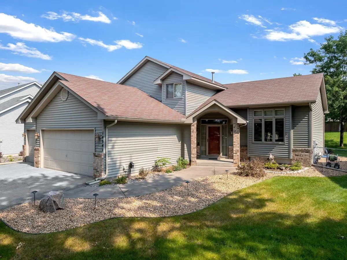 14941 Waco ST NW, Anoka, MN 55303