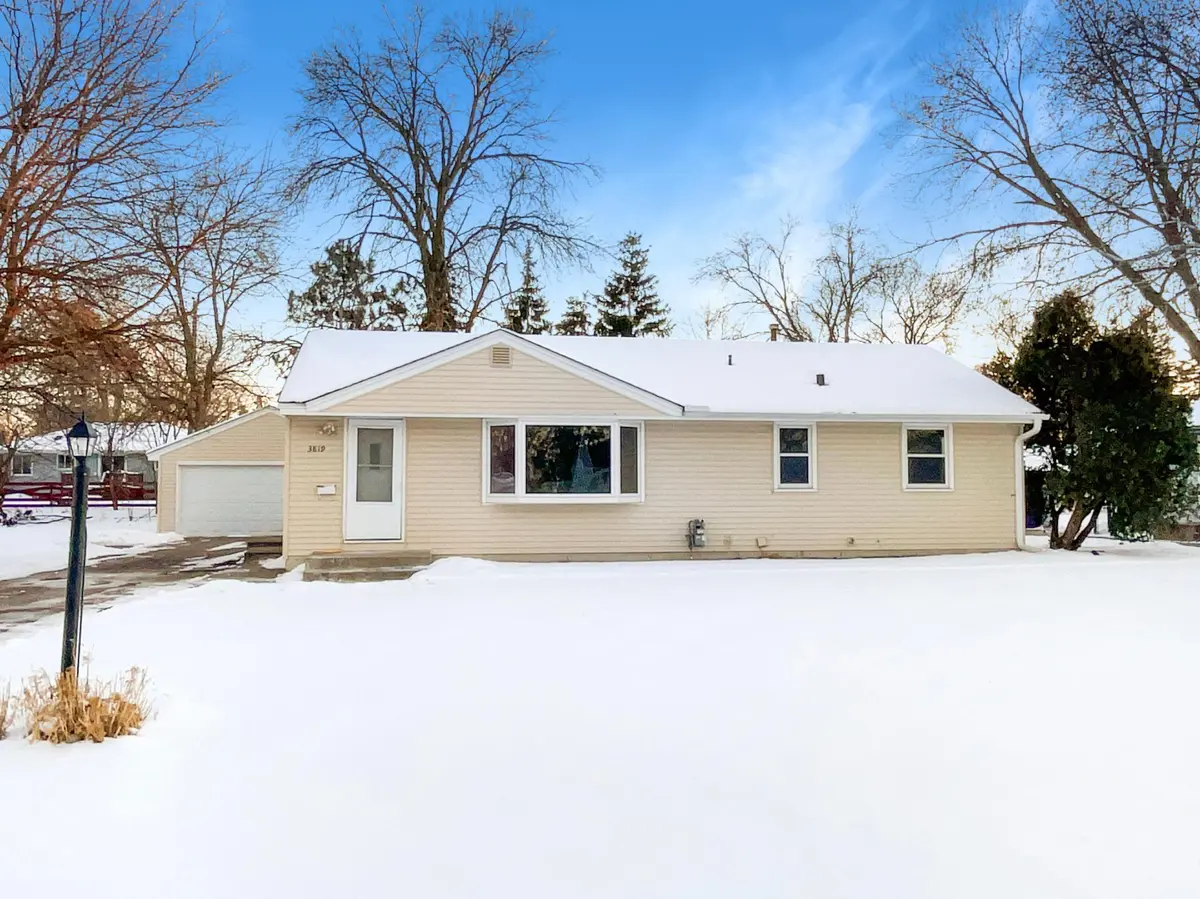 3819 61st AVE N, Brooklyn Center, MN 55429