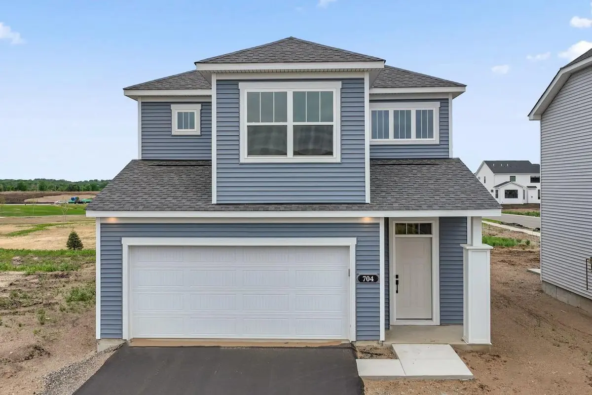 704 Highland CIR, Jordan, MN 55352