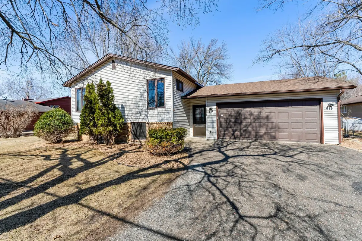 1332 79th AVE N, Brooklyn Park, MN 55444