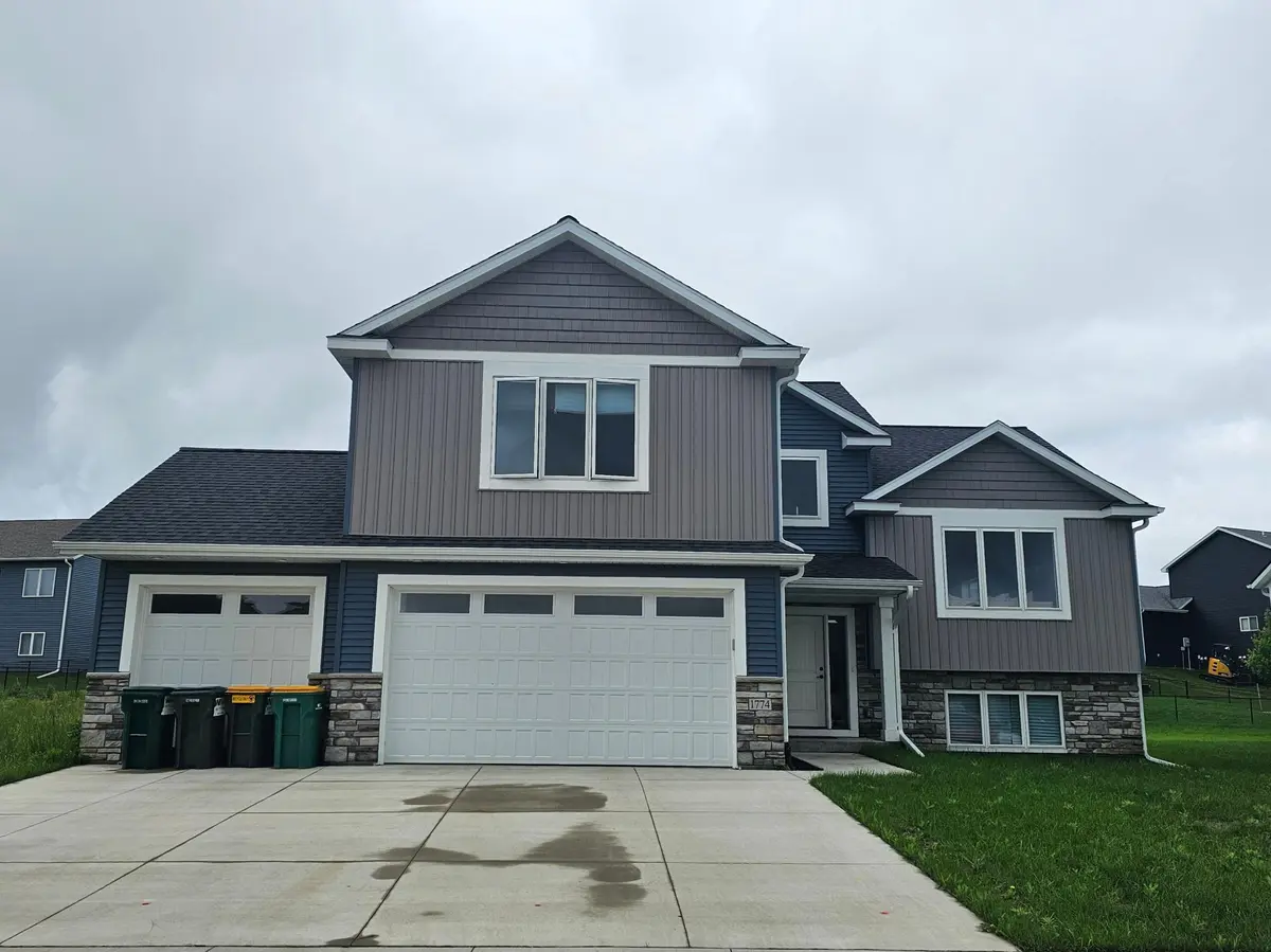 1774 Brandt DR NE, Byron, MN 55920