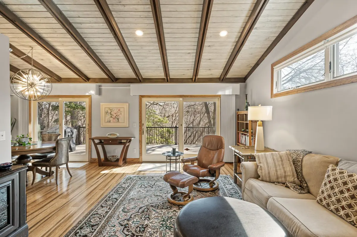 9708 Mill Creek DR, Eden Prairie, MN 55347