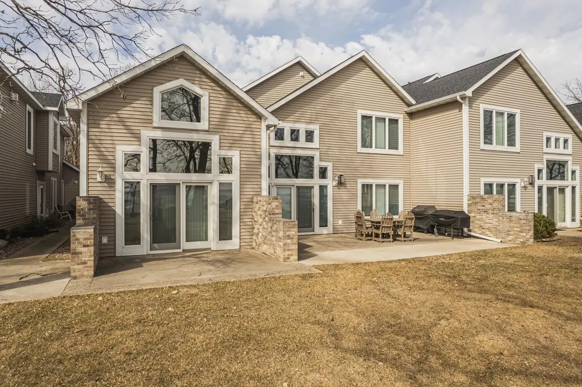 46300 Marin Bay LOOP, Perham, MN 56573