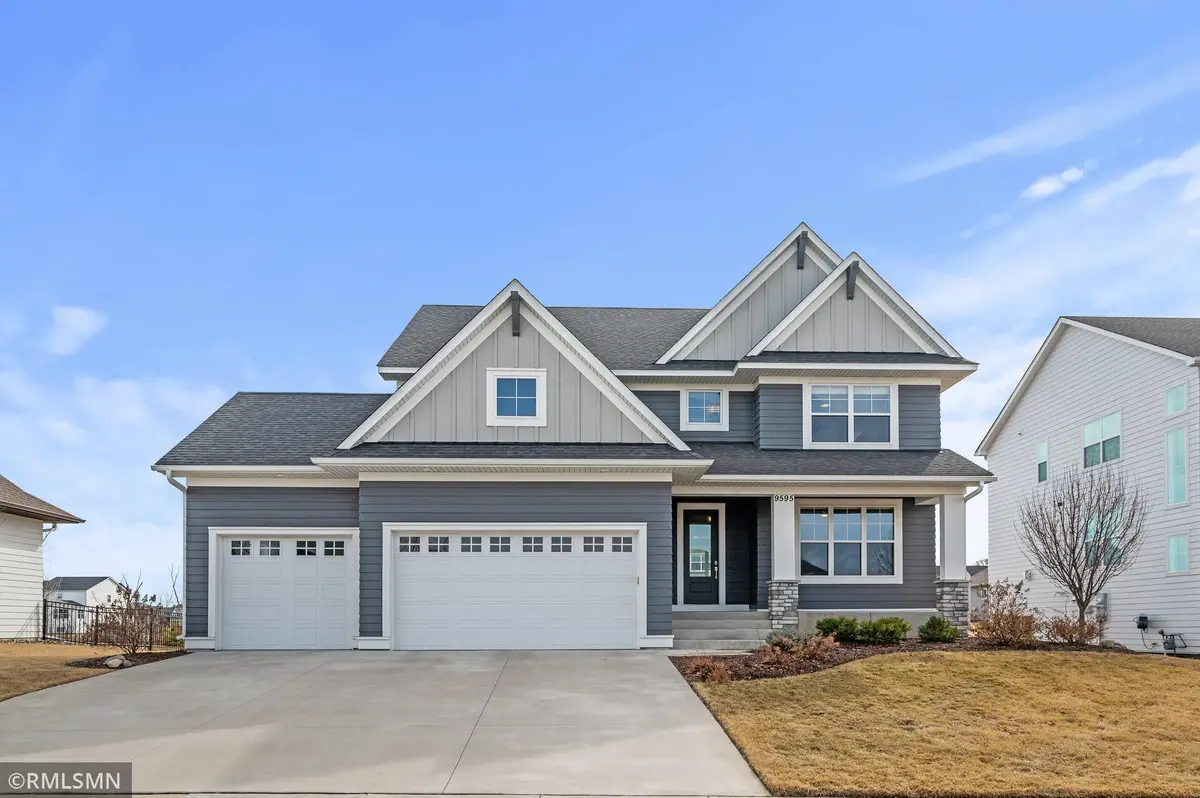9595 8th ST N, Lake Elmo, MN 55042