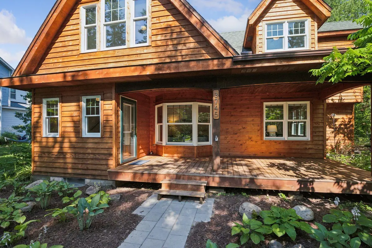 3745 Farmington RD, Minnetonka, MN 55305