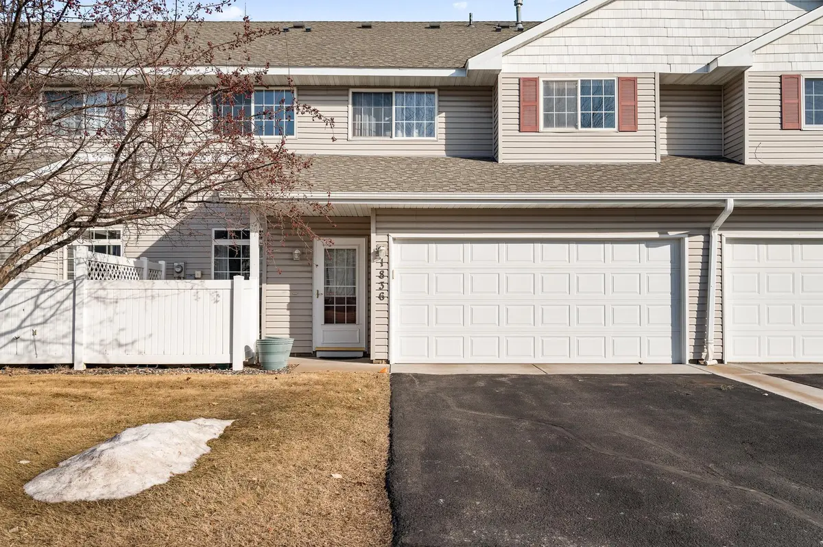 1836 Bridgewater BLVD S, Cambridge, MN 55008