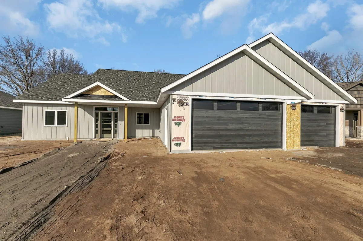 2011 Forest CT, Saint Cloud, MN 56303
