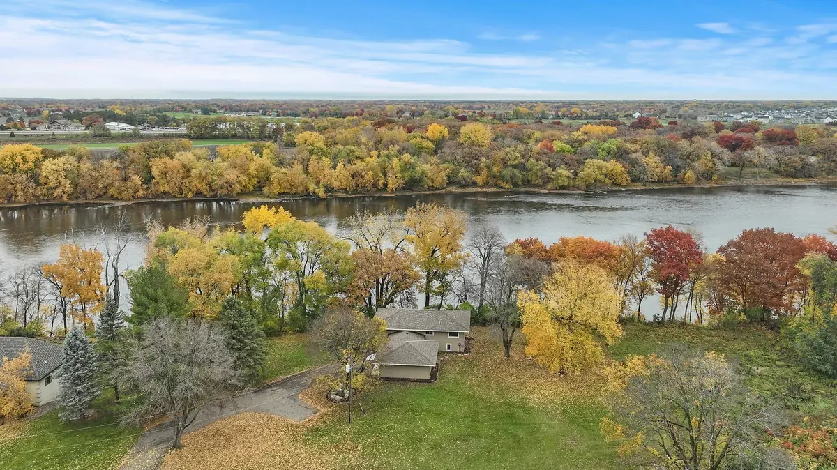 18141 Robinson CIR, Dayton, MN 55327