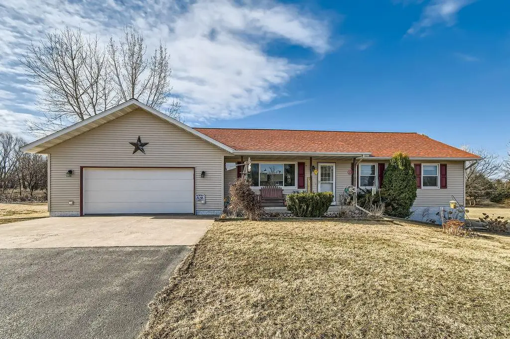 1421 133rd AVE, New Richmond, WI 54017