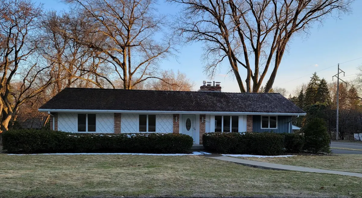 4715 Forest CIR, Minnetonka, MN 55345